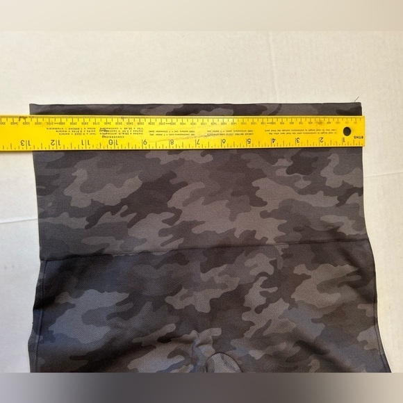 Spanx Sage Cargo LOOK AT ME NOW crop slip on seamless legging Sz-L G11 - Picture 11 of 11